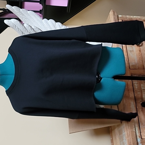 Gabrielle Union x New York & Company Rule The World Cropped Sweatshirt - SZ L - Picture 3 of 5